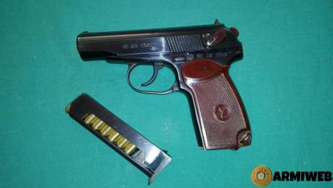 Cedo / scambio Makarov cal. 9 mak