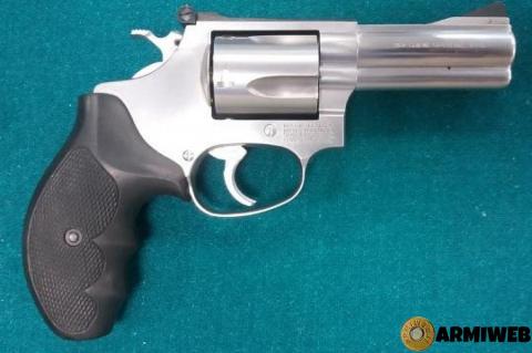 Smith & Wesson 60